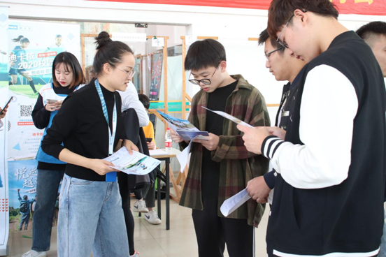 2233c7a6b94c00e90b6c73063e19978