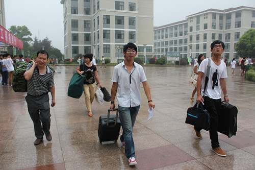 学院喜迎2013级新生